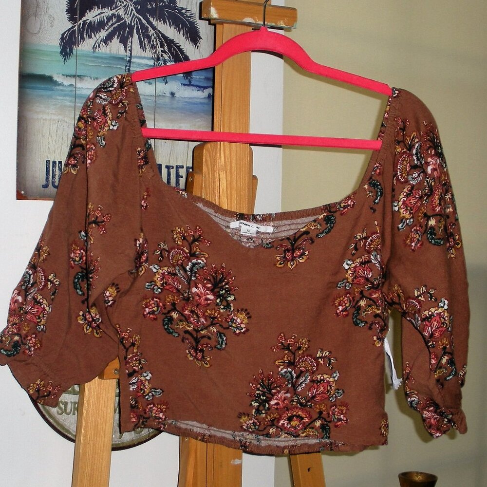 Oneil Flower Print crop top SZ:XL NWT
